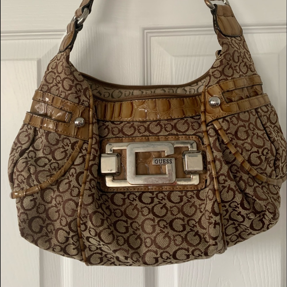 Guess purse